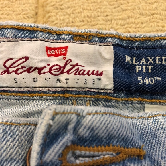 Vintage (90’s) Levi Strauss Stone Washed Jean Shorts, W36 - Picture 3 of 15